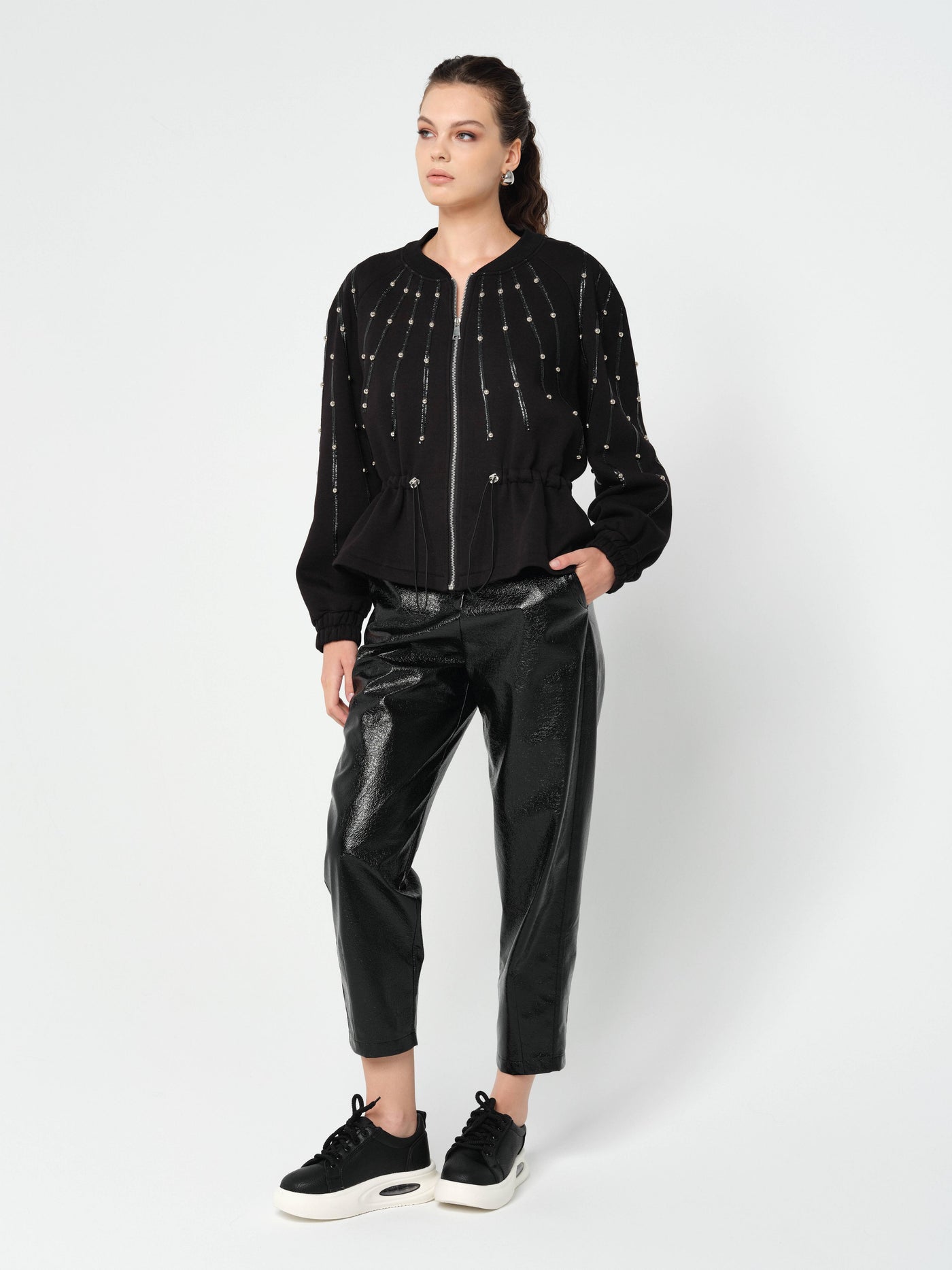 İNCİ ÇAKMALI CEKET