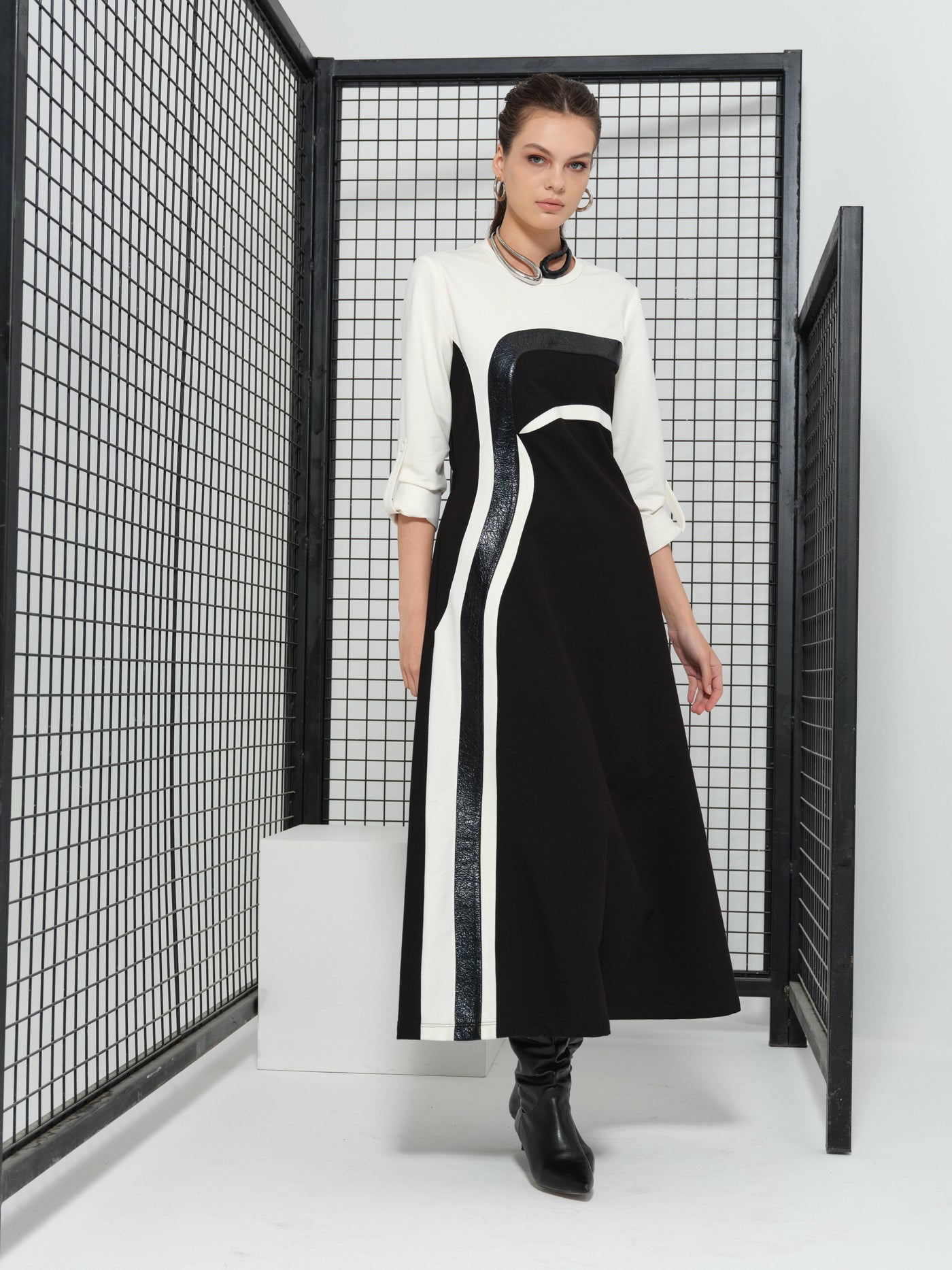 RUGAN GARNİLİ ELBİSE