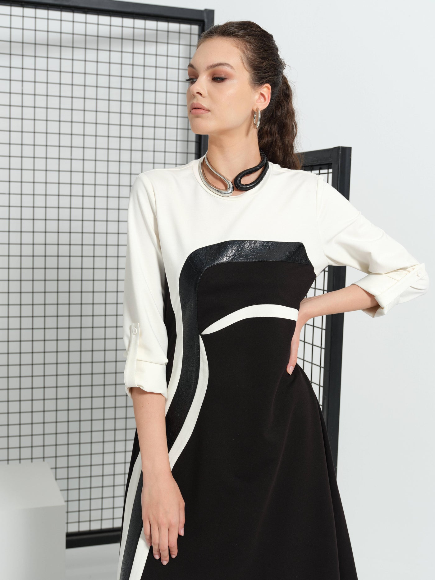 RUGAN GARNİLİ ELBİSE