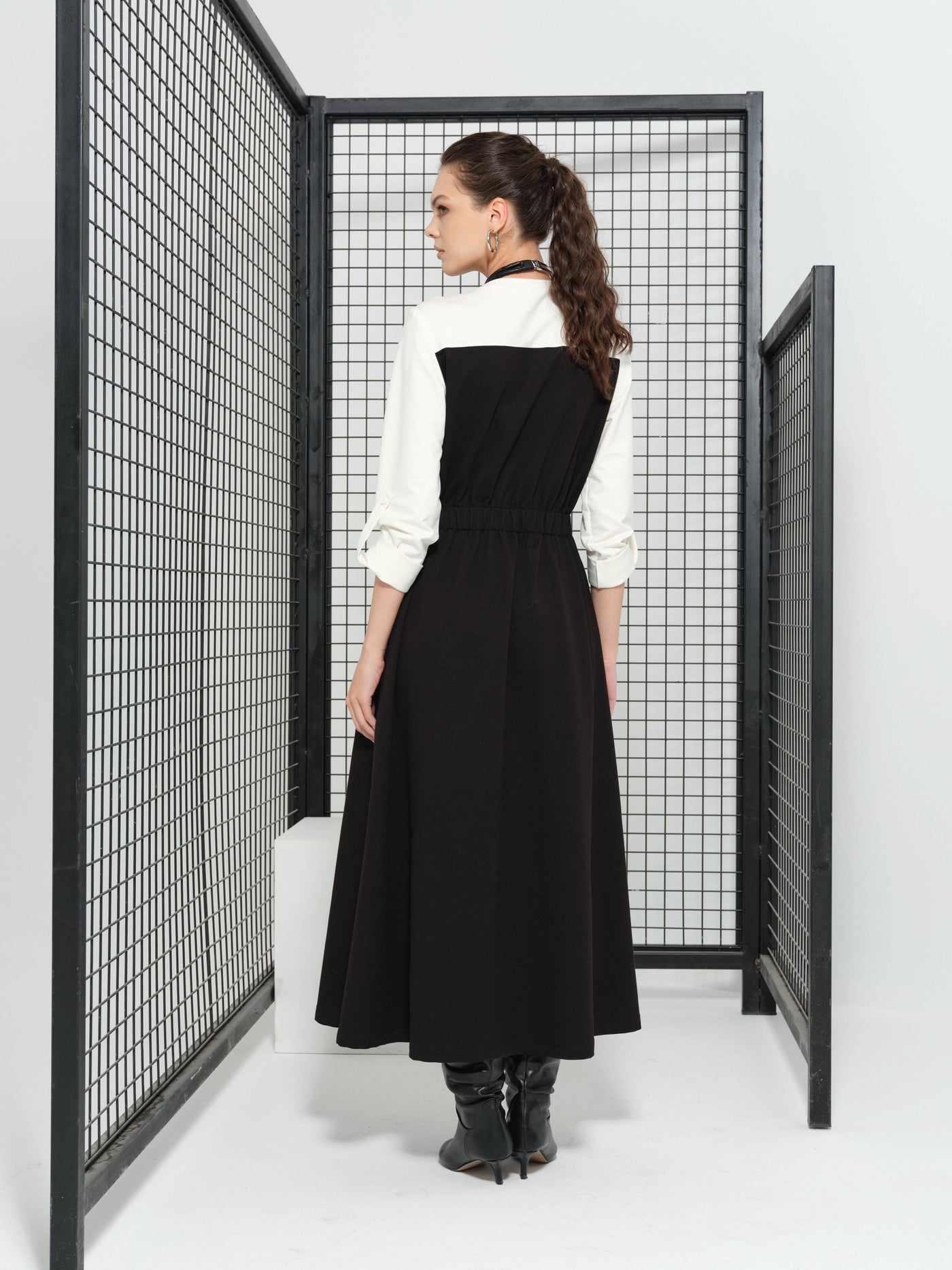 RUGAN GARNİLİ ELBİSE