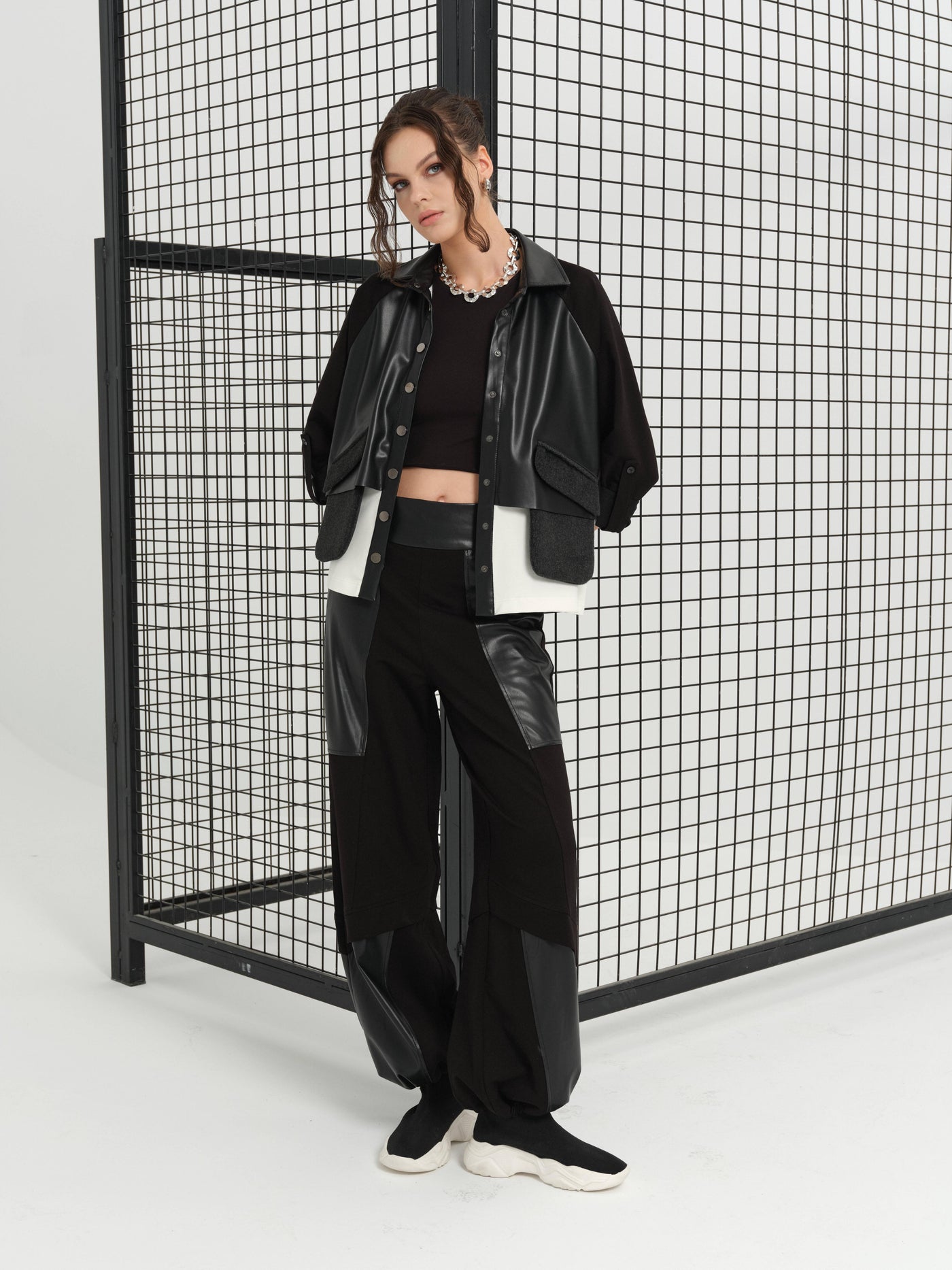 DERİ GARNİLİ GÖMLEK